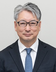 芝浦工業大学 建築学部長・教授 秋元 孝之